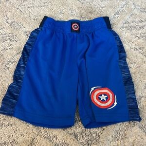 Captain America Boys shorts athleticc avengers shorts size 4/5 - blue!
